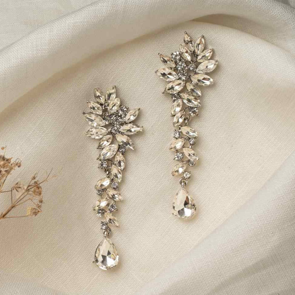 Marlo Earrings – vintage-style crystal drop earrings on off-white linen with dried flower detail