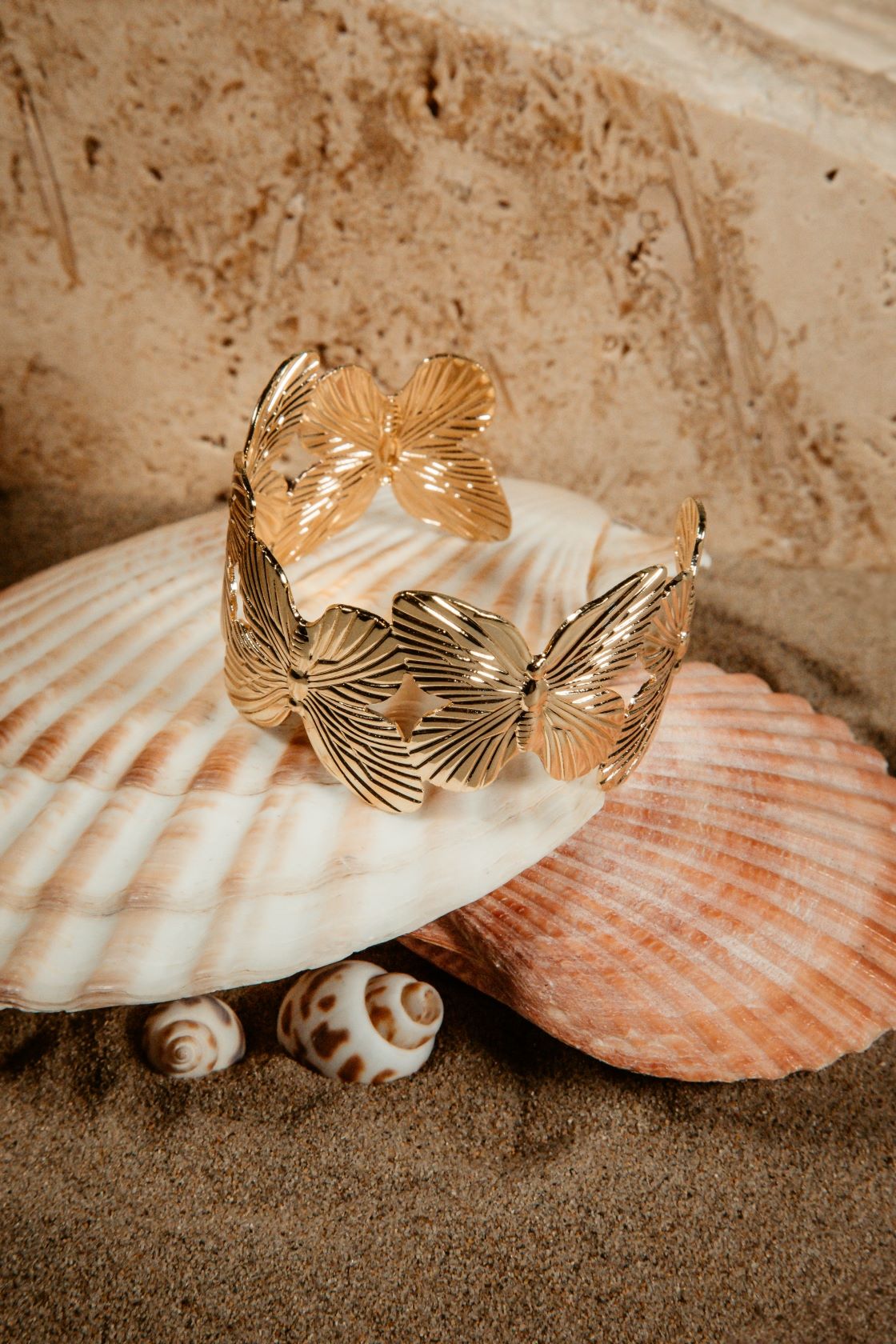 Cuff Bracelets - Kymond & Co
