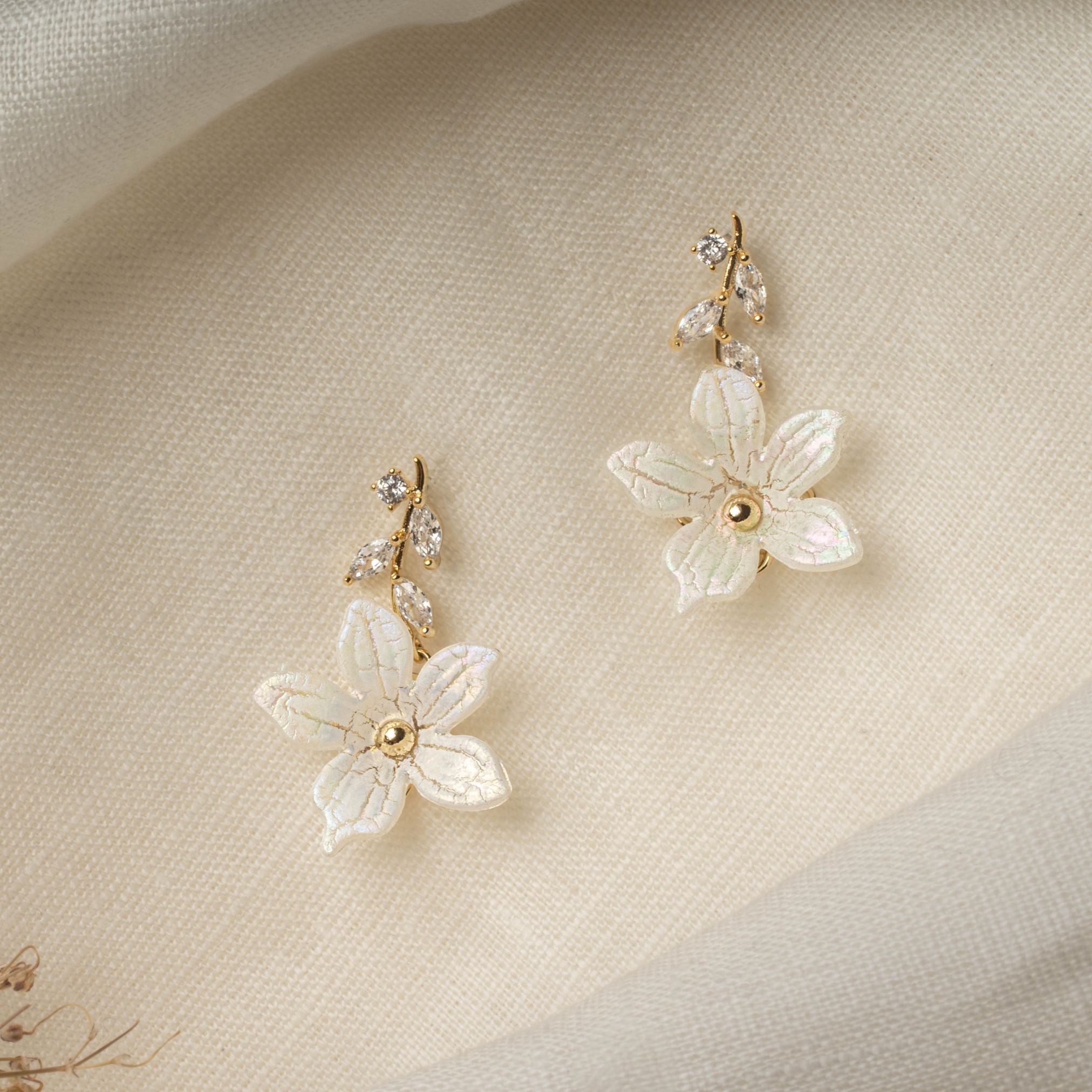 Layla Earrings - Kymond & Co